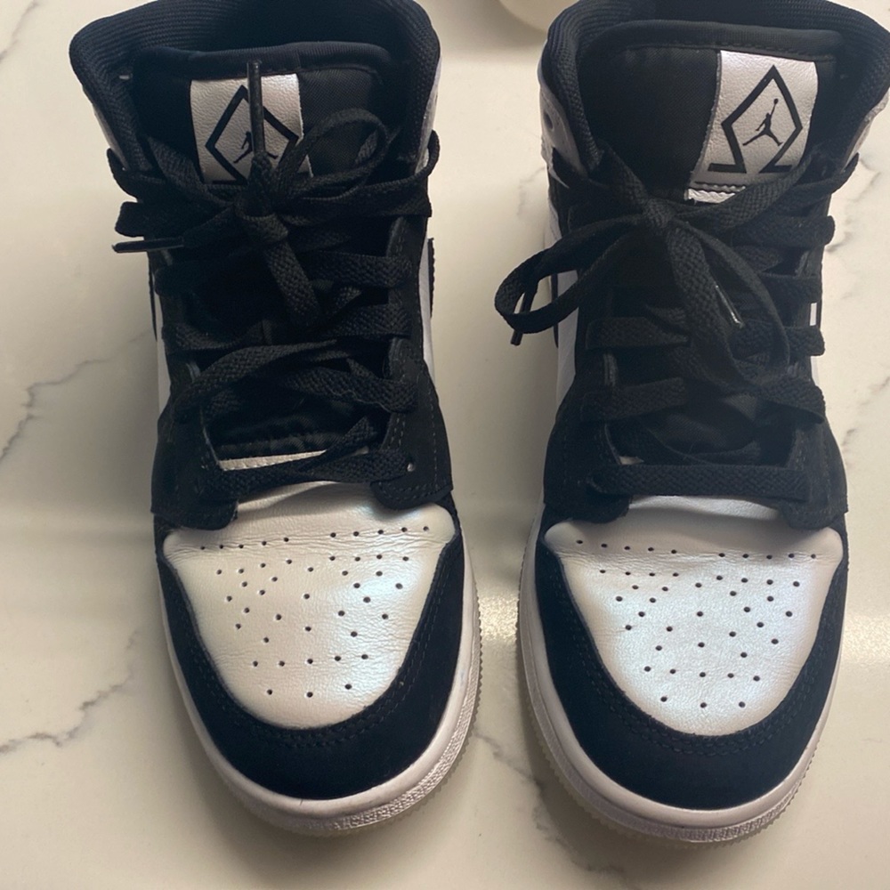 Dunks - Picture 2 of 3
